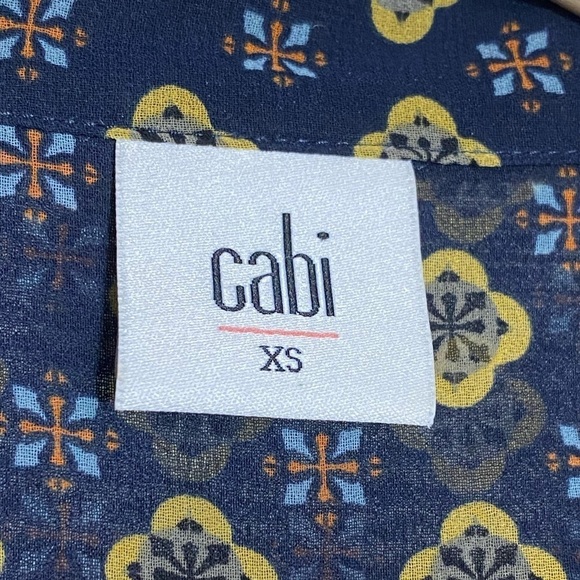 Cabi Mosaic V Neck Long Sleeve Sheer lightweight Blouse - Picture 2 of 9